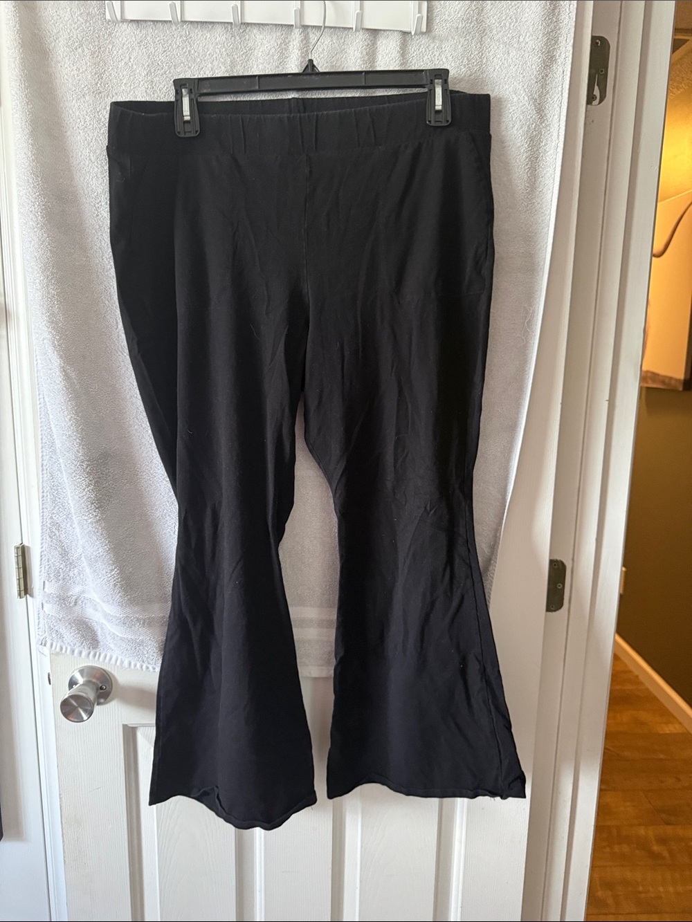 torrid Black Kids Flare Leggings
